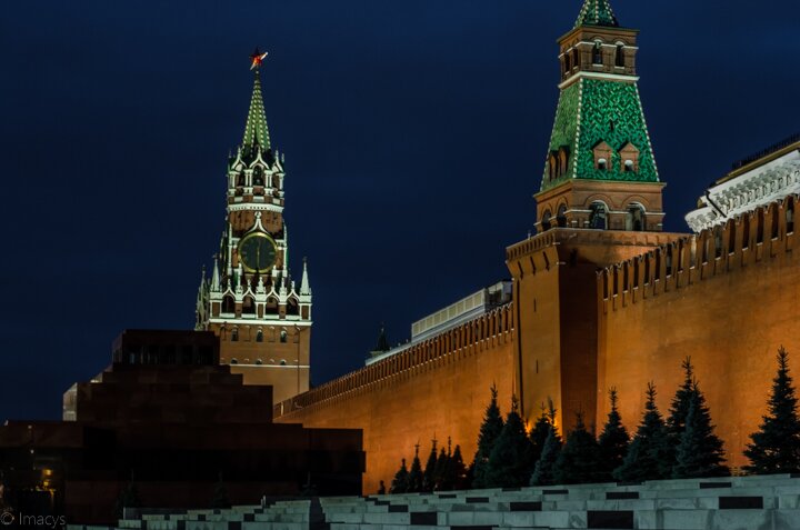 Сосновский Евгений, Москва, Nikon D5100, nikkor 50mm f1.8G, @f6.3 1-15s,iso-800, lightroom